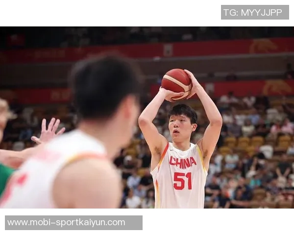 勇士强敌下年轻球员杨瀚森展现潜力仍需努力提升 勇士强敌下年轻球员杨瀚森展现潜力仍需努力提升